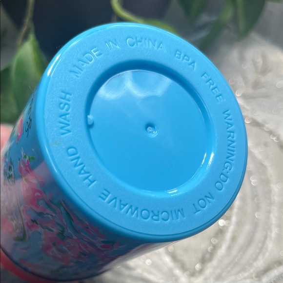 NWT Lily Pulitzer Aqua La Vista Tumbler - Picture 4 of 6